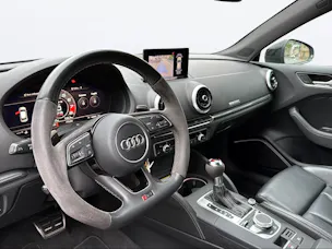 Audi RS3 Sportback 2.5 TSI quattro S-tronic