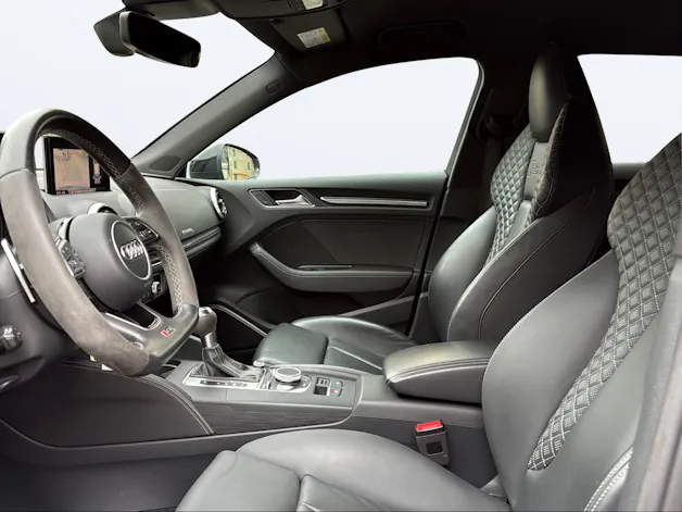Audi RS3 Sportback 2.5 TSI quattro S-tronic
