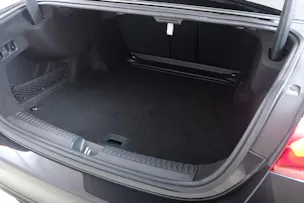 Mercedes-Benz E 200 9G-Tronic 4Matic