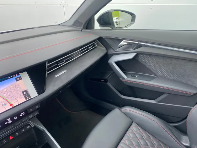 Audi S3 Sportback 2.0 TFSI quattro