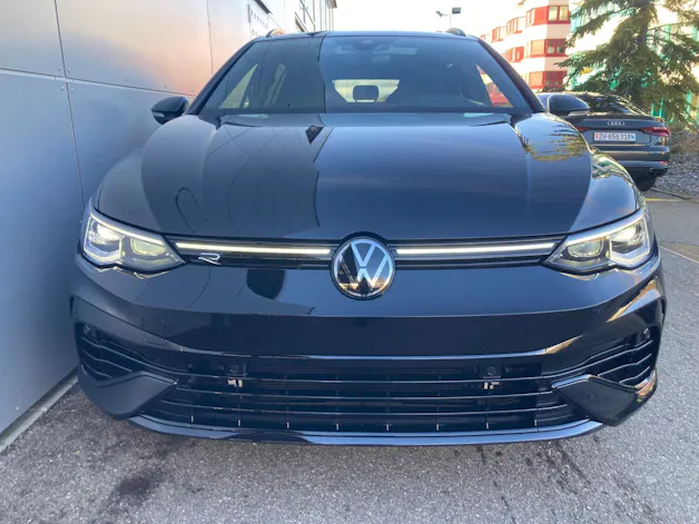 VW Golf Variant 2.0 TSI R DSG 4Motion