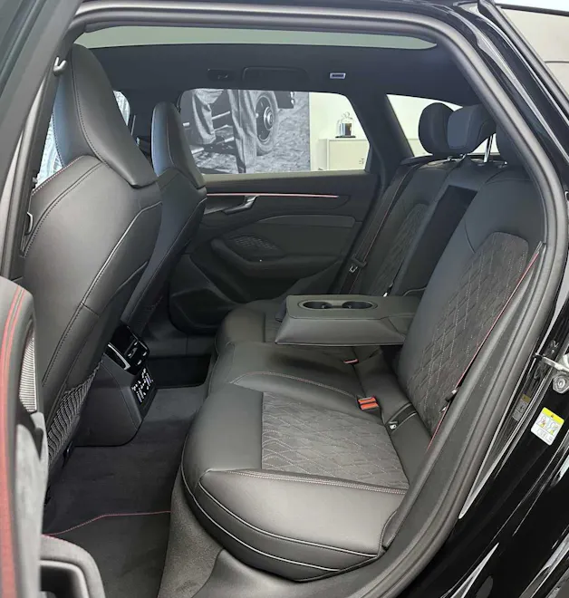 AUDI A6 Avant TFSI quattro 270 kW S tronic
