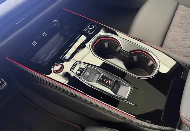 AUDI A6 Avant TFSI quattro 270 kW S tronic
