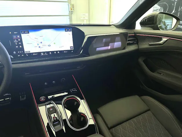 AUDI A6 Avant TFSI quattro 270 kW S tronic