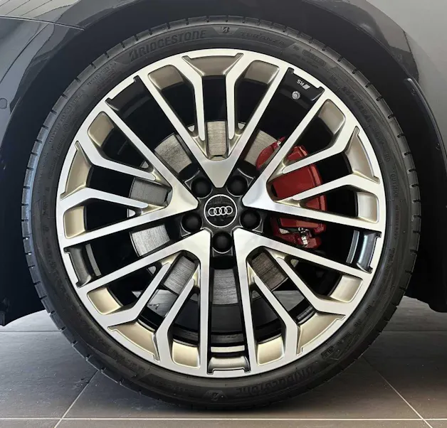 AUDI A6 Avant TFSI quattro 270 kW S tronic