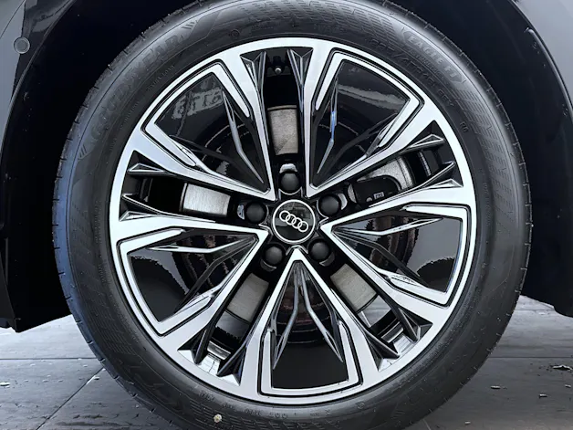 Audi A5 Avant TDI quattro 150 kW Attraction S tronic