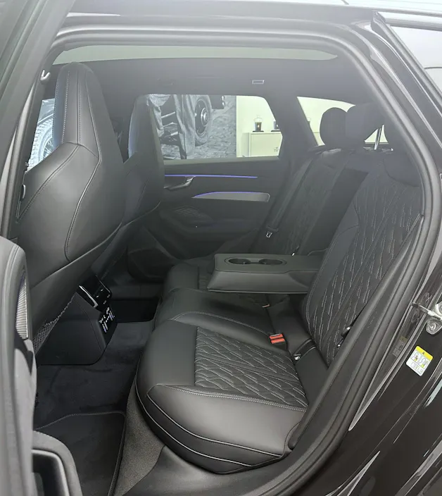 Audi A6 Avant TFSI quattro 270 kW S tronic