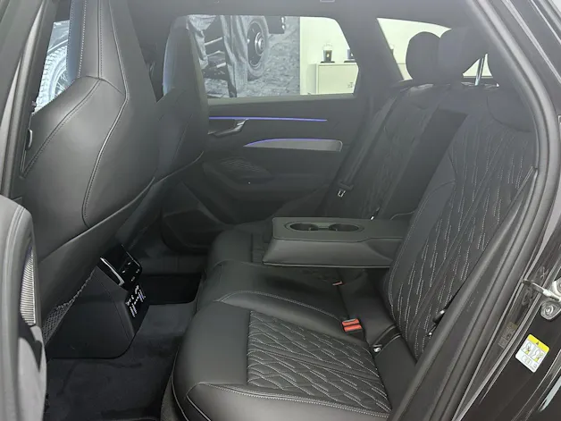 Audi A6 Avant TFSI quattro 270 kW S tronic