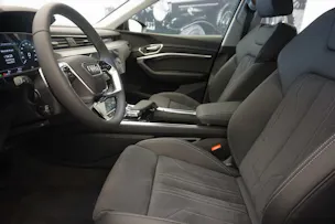 Audi Q8 55 e-tron advanced quattro