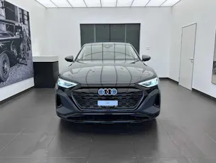 Audi Q8 55 e-tron advanced quattro