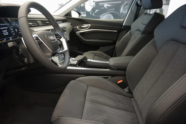 Audi Q8 55 e-tron advanced quattro