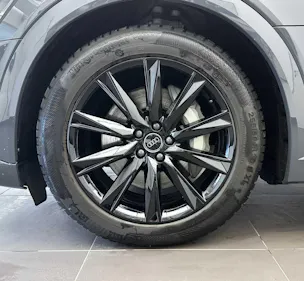 Audi Q8 55 e-tron advanced quattro