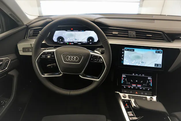 Audi Q8 55 e-tron advanced quattro