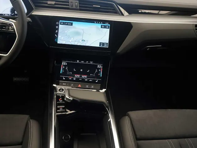 Audi Q8 55 e-tron advanced quattro