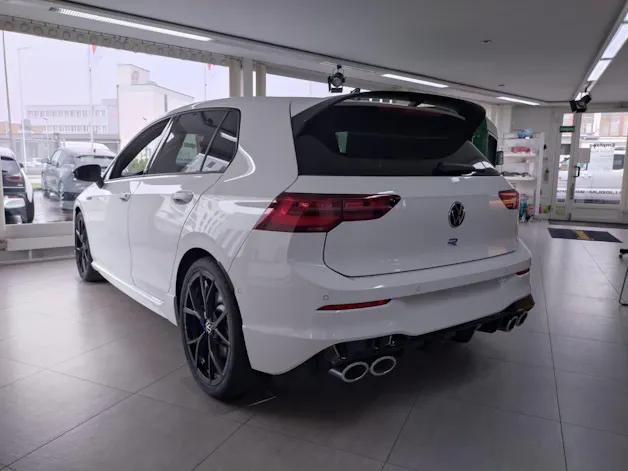 VW Golf 2.0 TSI R DSG 4Motion R 20 Years