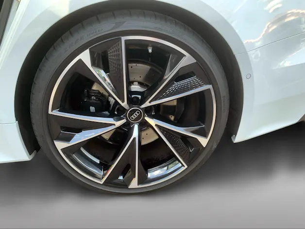 Audi RS6 Avant 4.0 TFSI V8 Performance quattro