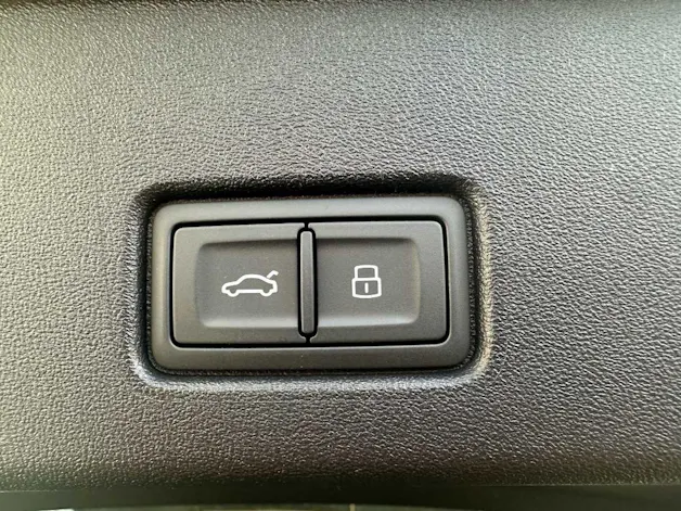 Audi Q4 e-tron 55 quattro