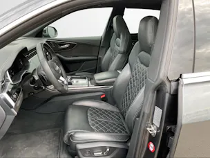 Audi SQ8 50 TDI quattro tiptronic