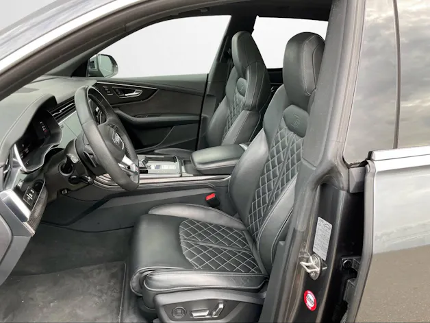 Audi SQ8 50 TDI quattro tiptronic