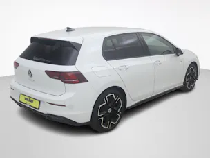 VW Golf VIII 1.5 eTSI R-Line DSG