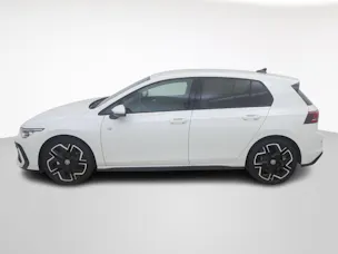 VW Golf VIII 1.5 eTSI R-Line DSG