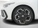 VW Golf VIII 1.5 eTSI R-Line DSG