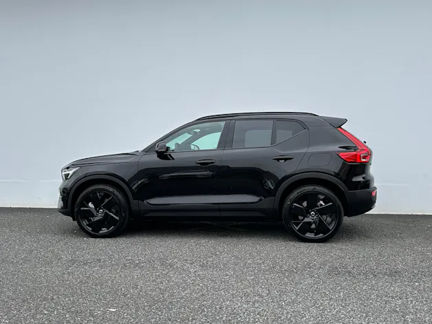 Volvo EX40 XCENTRIC Black Edition AWD
