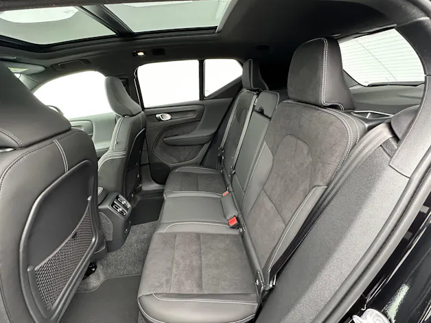 Volvo EX40 XCENTRIC Black Edition AWD