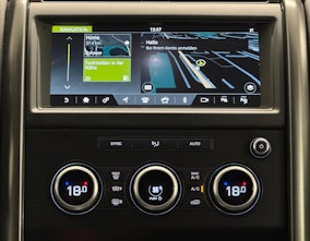 Vehicle image LAND ROVER Discovery 3.0 SDV6 Landmark Edition