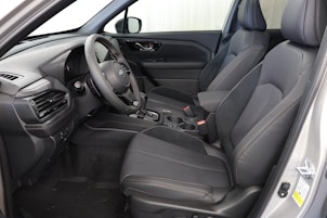 Vehicle image SUBARU Forester Station 2.0i e-Boxer Luxury