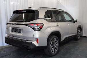 Vehicle image SUBARU Forester Station 2.0i e-Boxer Luxury