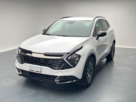 First vehicle image