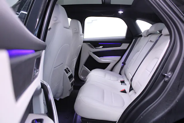 Jaguar F-Pace 2.0 D I4 200 R-Dynamic S AWD *LEASING 1.99%*