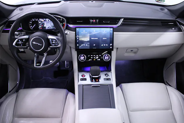 Jaguar F-Pace 2.0 D I4 200 R-Dynamic S AWD *LEASING 1.99%*