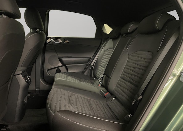 Vehicle image 7 Vehicle image 7