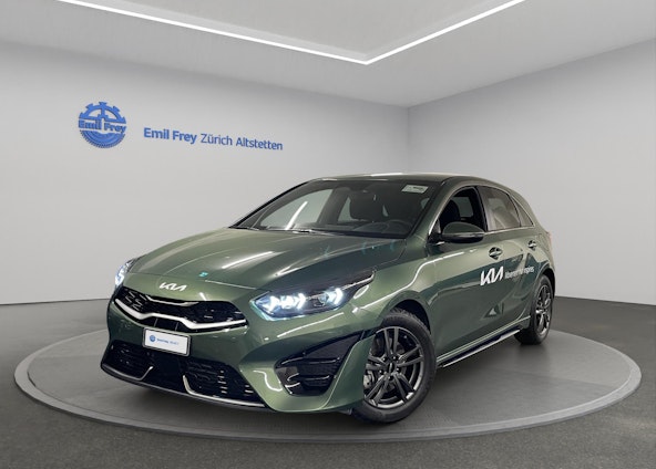 First vehicle image First vehicle image