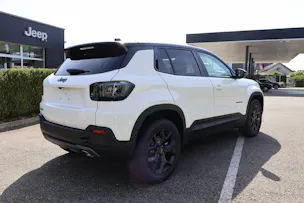 Jeep Avenger 1.2 MHEV Overland 4xe