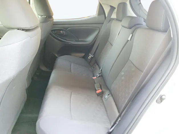 Toyota Yaris 1.5 VVT-i HSD Trend