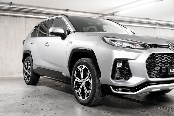 Vehicle image 8