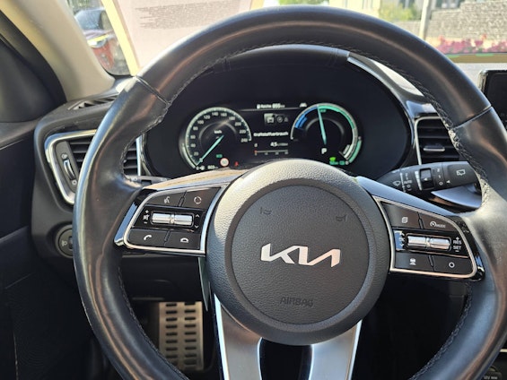 Vehicle image 10 Vehicle image 10