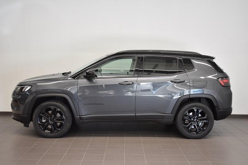 Vehicle image JEEP COMPASS