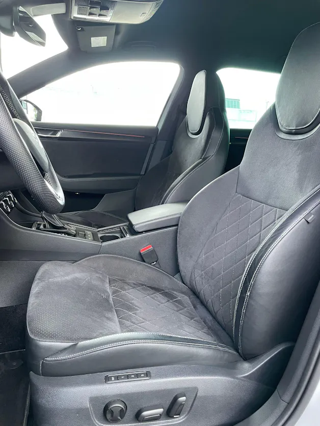 Škoda Superb Combi 2.0 TDI 190 SportLine 4x4 DSG