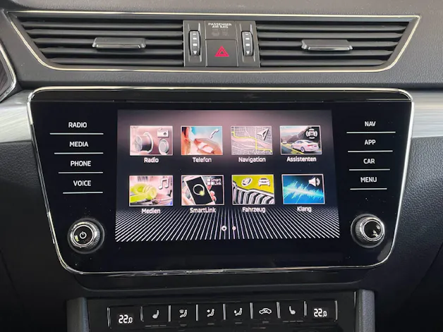 Škoda Superb Combi 2.0 TDI Ambition DSG
