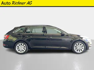 Škoda Superb Combi 2.0 TDI Ambition DSG