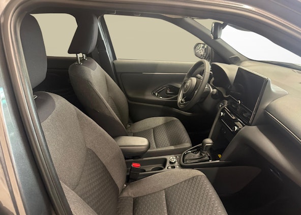 Vehicle image 9 Vehicle image 9