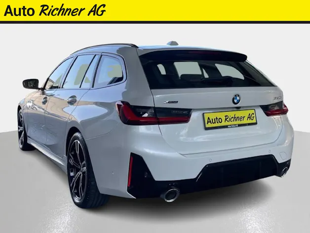 BMW 330i xDrive SAG Touring