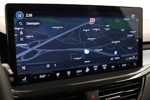 Vehicle image FORD Focus 1.0i EcoB Hybrid 155 ST-Line