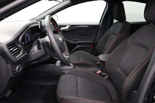 Vehicle image FORD Focus 1.0i EcoB Hybrid 155 ST-Line