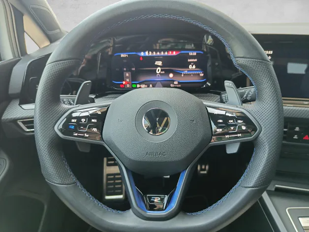 VW Golf VIII Variant 2.0 TSI R DSG 4motion