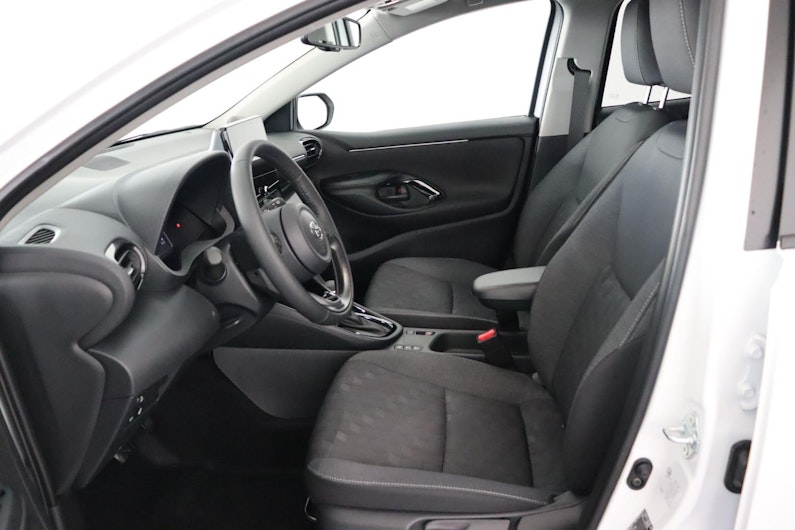 Vehicle image TOYOTA YARIS